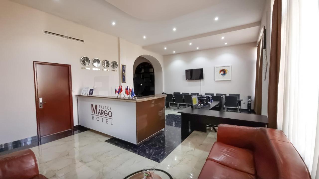 Margo Palace Hotel Tbilissi Extérieur photo